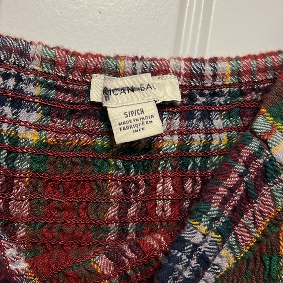 American Eagle Smocked Crop Top - Picture 2 of 2